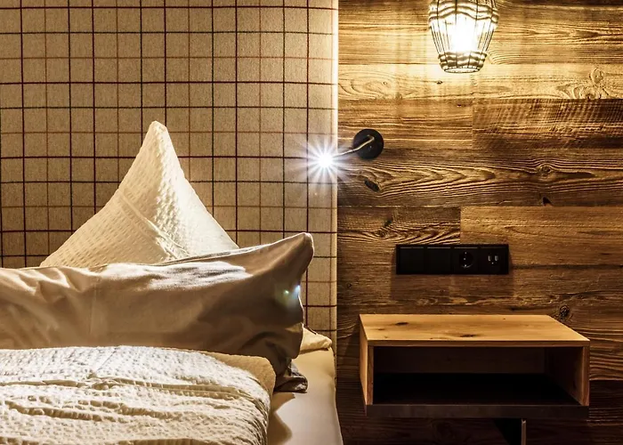 - The Peak Alpesi faház *