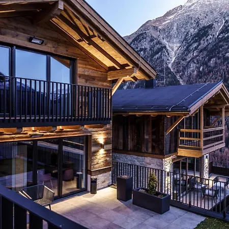 Domek alpejski The Peak Soelden - Chalets Mit Outdoor-Pool