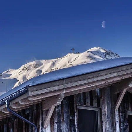 The Peak Soelden - Chalets Mit Outdoor-Pool Domek alpejski