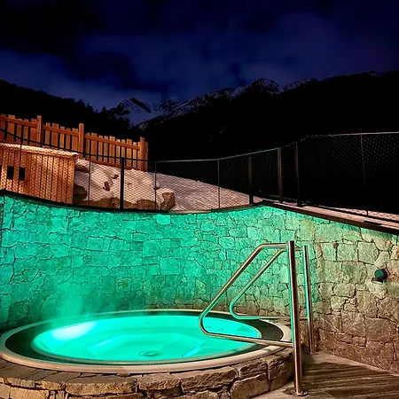 The Peak Soelden - Chalets Mit Outdoor-Pool Domek alpejski Sölden