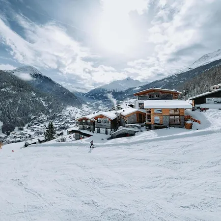 The Peak Soelden - Chalets Mit Outdoor-Pool Domek alpejski
