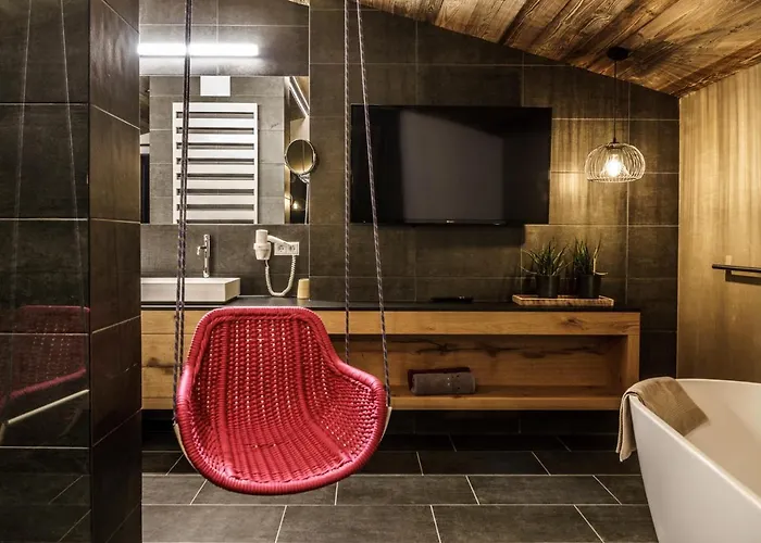 - The Peak Chalet Solden