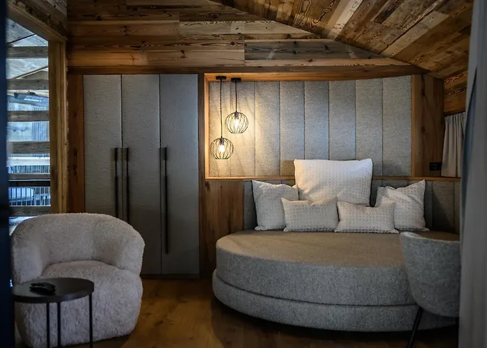 - The Peak سولدن