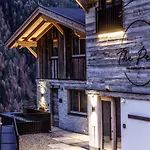 Chalet - The Peak *